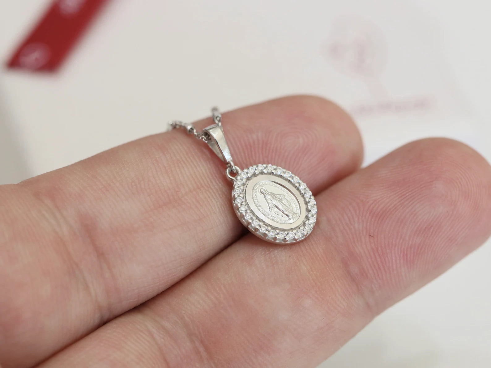 Medalla Milagrosa Plata con Zirconia