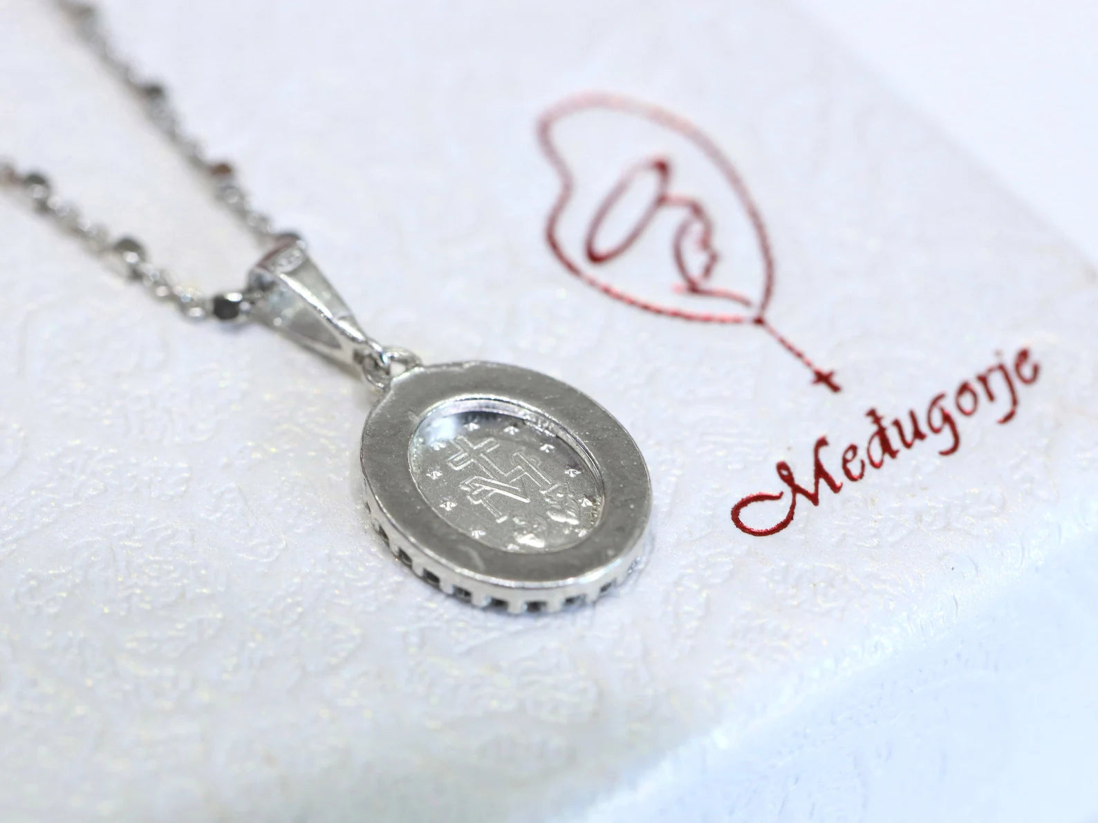 Medalla Milagrosa Plata con Zirconia