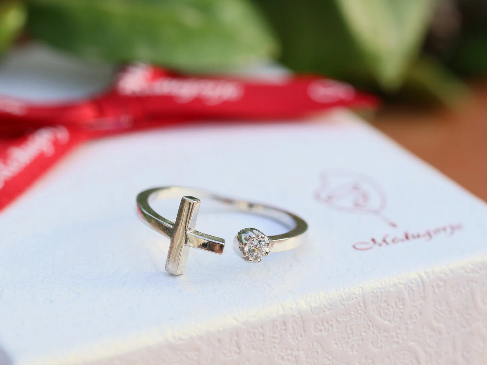 Anillo Punto di Luce